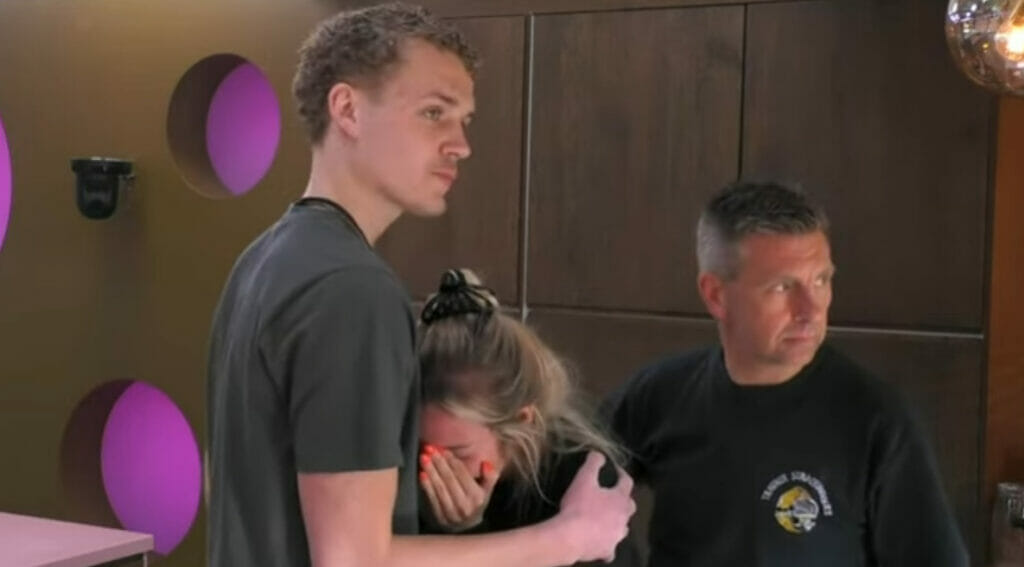 2023-02-26 14_38_00-Big Brother 2023 Tijdens een 'Freeze' is de hond van Jolien in huis geweest (ach