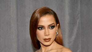 A cantora Anitta durante premiação no Grammy de 2023. (Imagem: Lester Cohen/Getty Images)